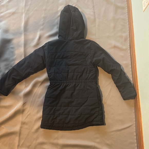 Columbia Girls youth size medium black 
Coat - Picture 2 of 4